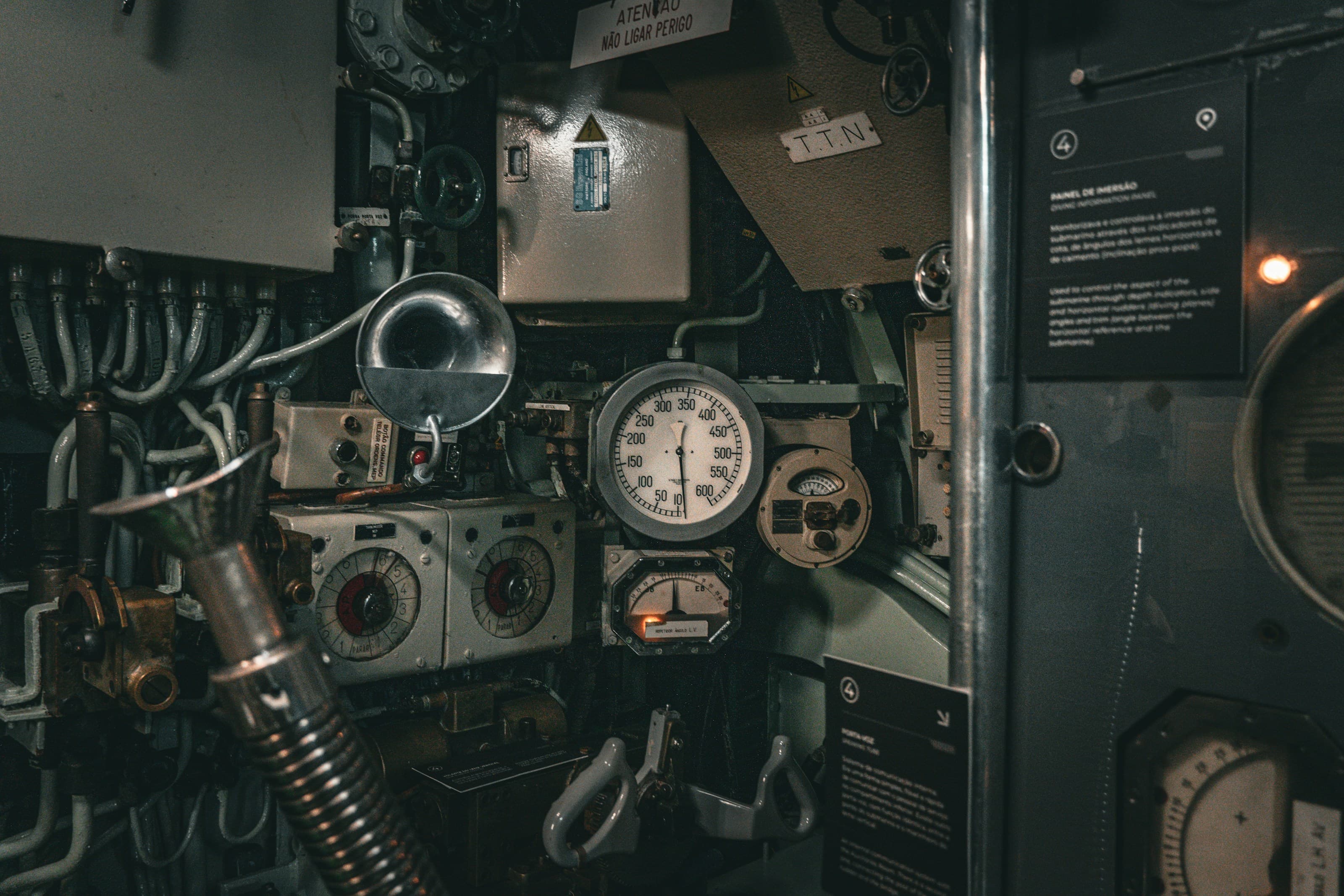 Base da Liga Anti-Vilões (Submarino)