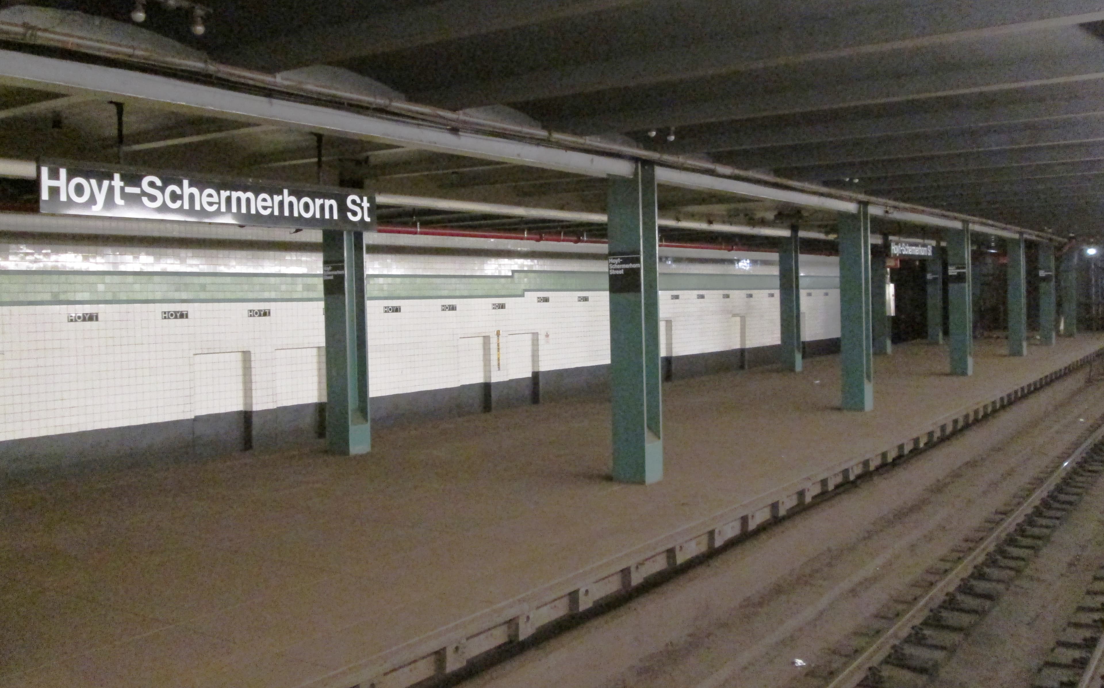 Estação de metrô abandonada, Brooklyn, NY