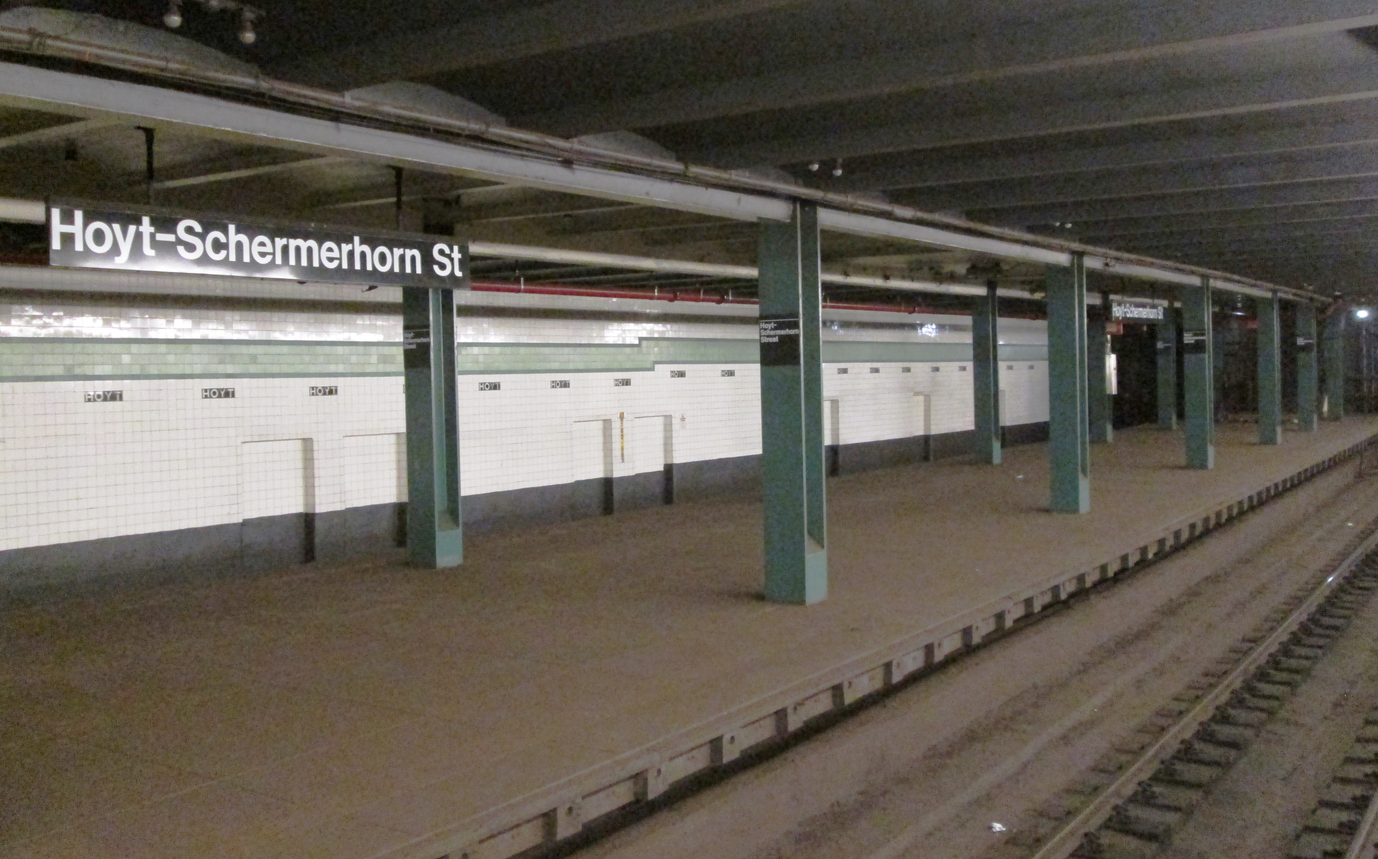 Estação de metrô abandonada, Brooklyn, NY